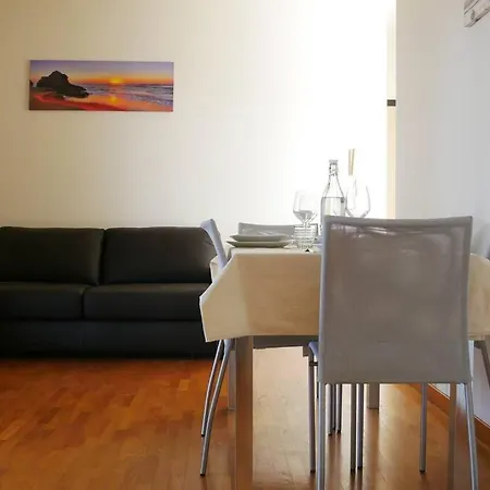 Charlotte Terrace Apartament *